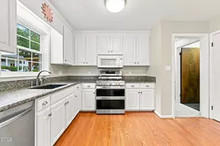 4313 Ryegate Dr, Raleigh, NC 27604 - Photo 12