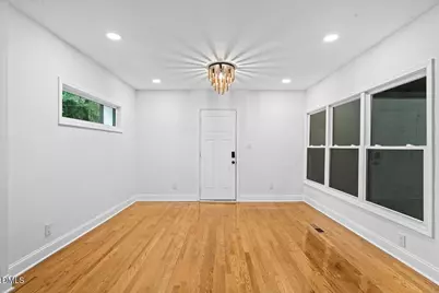 506 W Noble Street, Selma, NC 27576 - Photo 16
