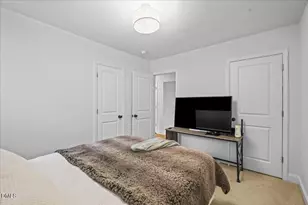506 W Noble St, Selma, NC 27576 - Photo 32