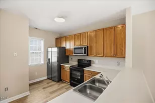 317 Commons Dr, Holly Springs, NC 27540 - Photo 10