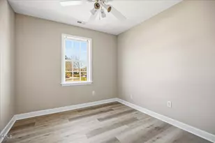 317 Commons Dr, Holly Springs, NC 27540 - Photo 24