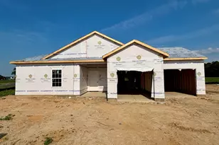 200 Piper Pointe Dr, Pikeville, NC 27863 - Photo 2
