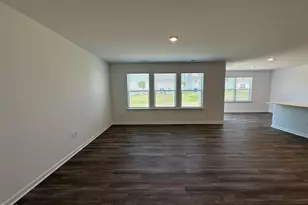 250 Bay Laurel Dr, Sanford, NC 27332 - Photo 6