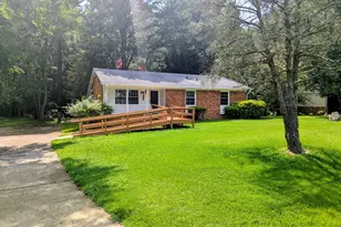 204 Drew St, Louisburg, NC 27549 - Photo 2