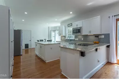 4705 Carolton Drive, Raleigh, NC 27606 - Photo 8