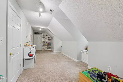 6233 Hilbert Ridge Drive, Holly Springs, NC 27540 - Photo 18