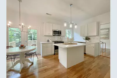 102 Ashtree Court, Cary, NC 27519 - Photo 10