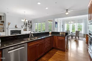 307 Circle Park Pl, Chapel Hill, NC 27517 - Photo 14