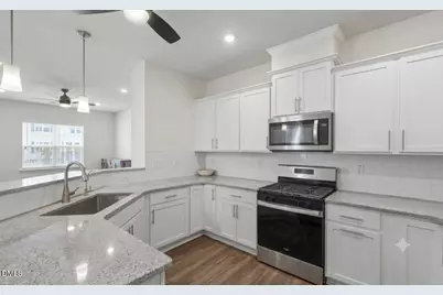 321 Parker Station Avenue, Fuquay Varina, NC 27526 - Photo 8