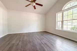 576 Sunray Dr, Clayton, NC 27520 - Photo 6