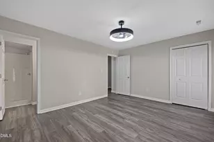 1900 Township Cir, Raleigh, NC 27609 - Photo 20