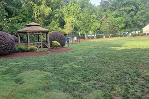 1900 Township Cir, Raleigh, NC 27609 - Photo 26
