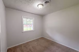 6616 Amanda Cir, Fayetteville, NC 28304 - Photo 4