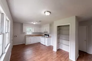 6616 Amanda Cir, Fayetteville, NC 28304 - Photo 2