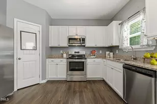 119 S Rose Hill Dr, Clayton, NC 27520 - Photo 10