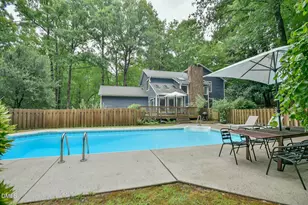 113 Mel Oaks Dr, Chapel Hill, NC 27516 - Photo 1