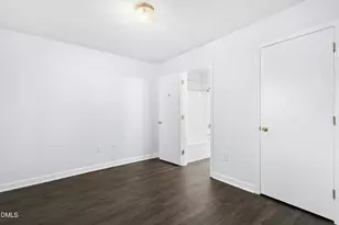 303 Smith Level Rd, Chapel Hill, NC 27516 - Photo 10