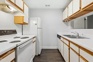 303 Smith Level Rd, Chapel Hill, NC 27516 - Photo 6