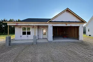 90 Laramie Ln, Selma, NC 27576 - Photo 2