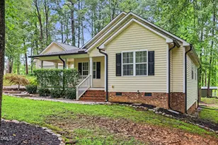 307 Gordon Farm Dr, Benson, NC 27504 - Photo 2