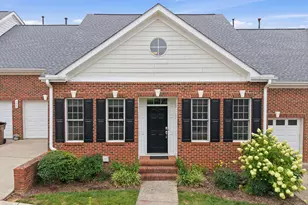 401 Waverly Hills Dr, Cary, NC 27519 - Photo 2