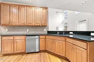 401 Waverly Hills Dr, Cary, NC 27519 - Photo 10