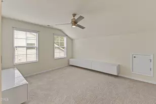 10017 Lynnberry Pl, Raleigh, NC 27617 - Photo 20