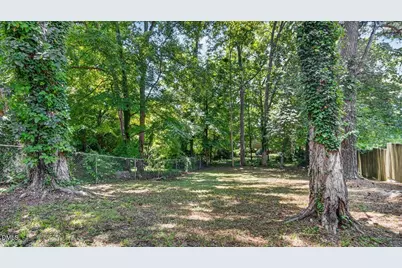 239 W Young Avenue, Henderson, NC 27536 - Photo 28