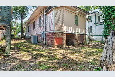 239 W Young Avenue, Henderson, NC 27536 - Photo 30