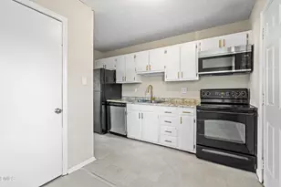 1218 Southwood Dr, Fayetteville, NC 28304 - Photo 10