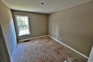 179 Camden Dr, Angier, NC 27501 - Photo 8