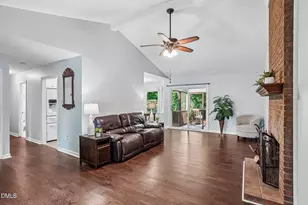 2008 Tanglewood Dr, Clayton, NC 27520 - Photo 6