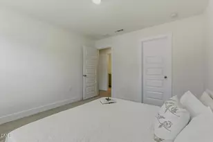 6805 Doddridge Ln, Cary, NC 27519 - Photo 34
