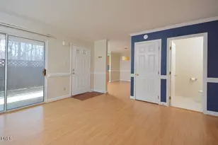 425 Summerwalk Cir, Chapel Hill, NC 27517 - Photo 8