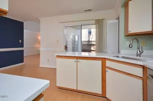425 Summerwalk Cir, Chapel Hill, NC 27517 - Photo 18