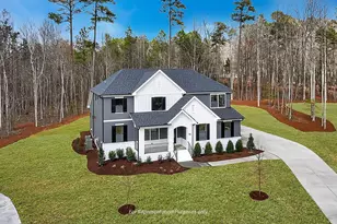 239 Isabelle Vly Dr, Zebulon, NC 27597 - Photo 2
