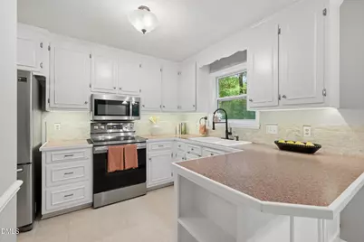 408 Lafayette Drive, Hillsborough, NC 27278 - Photo 10