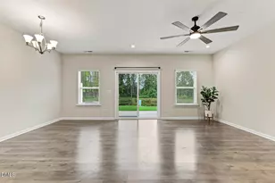 156 Willow Green Dr, Clayton, NC 27527 - Photo 4