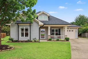 762 Arrowhead Lake Ct, Fuquay-Varina, NC 27526 - Photo 1