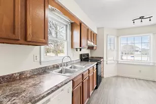 8031 Perry Creek Rd, Raleigh, NC 27616 - Photo 8