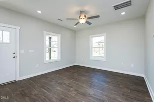 1070 Pinnix Lp, Burlington, NC 27217 - Photo 2