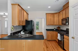 2125 Longwood Dr, Raleigh, NC 27612 - Photo 12