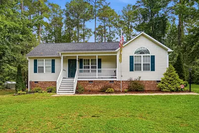 130 Walton Circle, Benson, NC 27504 - Photo 2