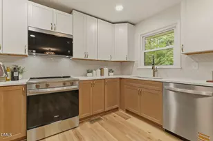 300 Simpson St, Carrboro, NC 27510 - Photo 8
