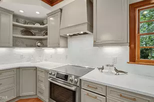 320 Lochside Dr, Cary, NC 27518 - Photo 24