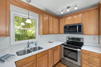8311 Hempshire Place #204, Raleigh, NC 27613 - Photo 6