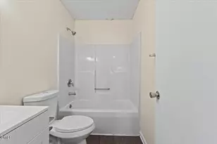 805 E Highland Ave, Rocky Mount, NC 27801 - Photo 20