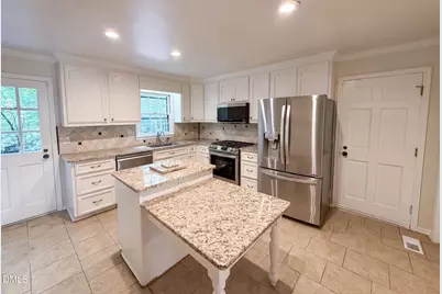 204 Boulder Bluff Trail, Chapel Hill, NC 27516 - Photo 6