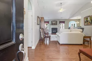 811 Antler Meadow Wy, Fuquay Varina, NC 27526 - Photo 2