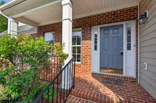 115 Camille Ct, Chapel Hill, NC 27516 - Photo 2